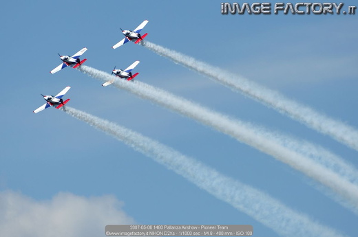 2007-05-06 1480 Pallanza Airshow - Pioneer Team